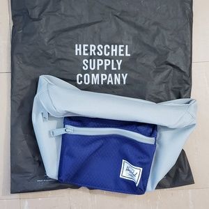 Herschel Seventeen Bag